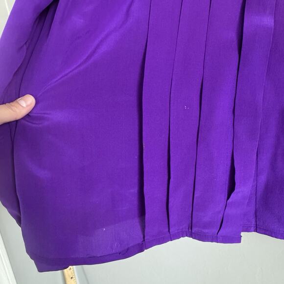 Vintage Clio for Nordstrom Woman’s Silk Blouse Size 8 Purple Pleated Button Up - Picture 7 of 7